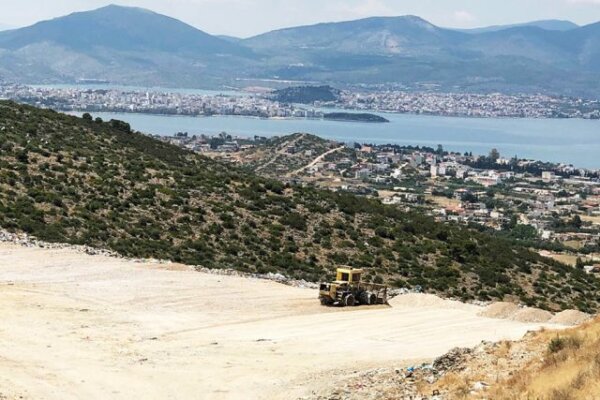 Συνεδρίαση για τα σκουπίδια της Χαλκίδας, παρουσία Γραφάκου (video)