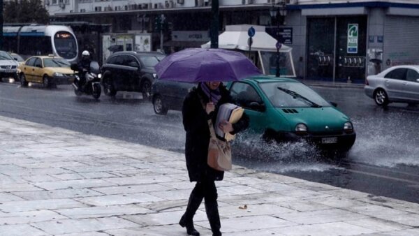 Στερεά Ελλάδα: Χαμηλές θερμοκρασίες και βροχές από εβδομάδα- Επιπλέον βάρος στο νοικοκυριό η θέρμανση (video)