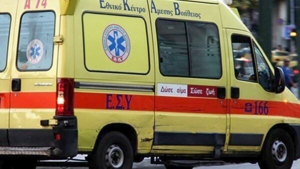 Λαμία: Στο νοσοκομείο 6χρονη που παρασύρθηκε από αυτοκίνητο