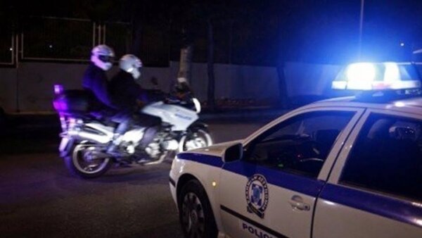 Θεσσαλονίκη: Συνελήφθη 46χρονος που έπεσε πάνω σε περιπολικό για να αποφύγει τον έλεγχο