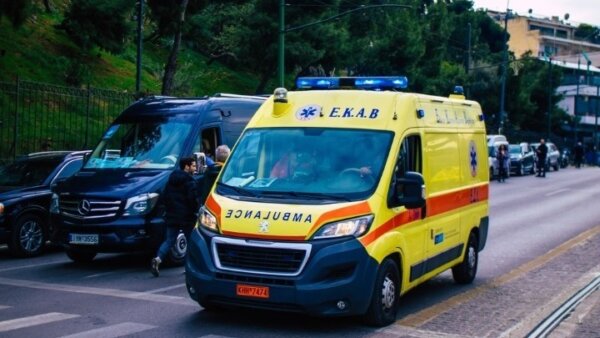 Θεσσαλονίκη: Γυναίκα έπεσε στον Θερμαϊκό – Μεταφέρθηκε στο νοσοκομείο