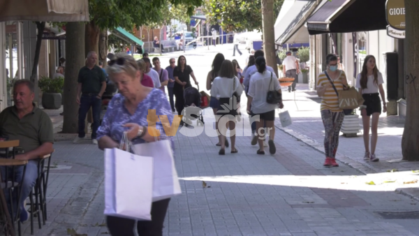 Στις 13 Ιουλίου ξεκινούν οι θερινές εκπτώσεις- Αισιόδοξος ο εμπορικός κόσμος της Λαμίας (video)