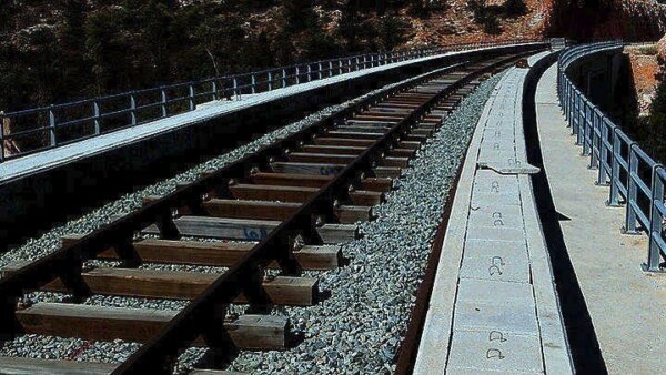 Ελβετικό ενδιαφέρον για το σιδηροδρομικό δίκτυο της Πελοποννήσου