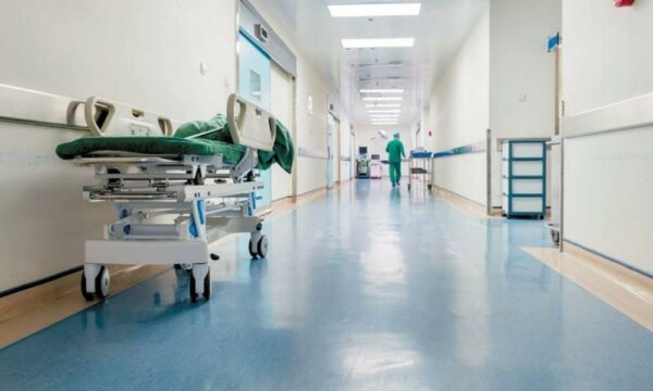 ΠΟΕΔΗΝ: Νέα κινητοποίηση στις 16 Μαΐου – Ζητά να μη κάνουν ιατρικές πράξεις στα δημόσια νοσοκομεία ιδιώτες γιατροί