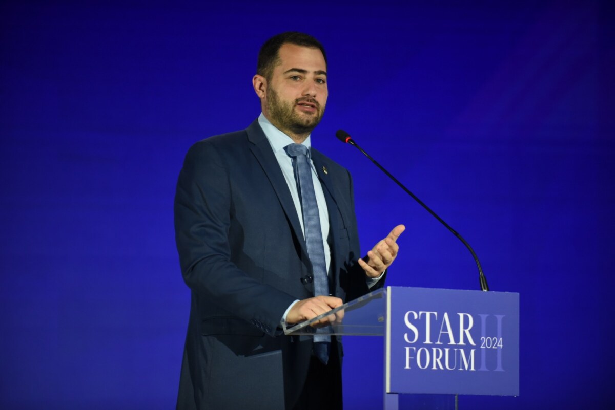 starforum enarxi