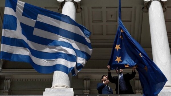 Ευρωβαρόμετρο: Οκτώ στους δέκα Έλληνες θεωρούν ότι η ΕΕ έχει αντίκτυπο στην καθημερινή τους ζωή