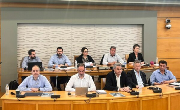 Το Περιφερειακό Συμβούλιο Στερεάς Ελλάδας διατρανώνει την ξεκάθαρη θέση του για τη δημιουργία ΧΥΤΒΑ στη θέση “Κεραμιδέζα” του Δήμου Τανάγρας