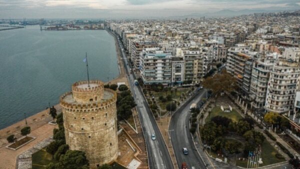 Θεσσαλονίκη: Aυτοκτονία «δείχνουν» τα πρώτα στοιχεία για την πτώση 34χρονου από τον Λευκό Πύργο