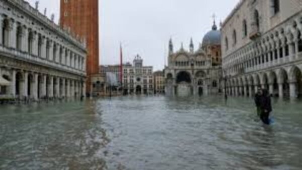 Πρώτη ημέρα εφαρμογής του «εισιτηρίου εισόδου» στην Βενετία, πλήρωσαν λιγότεροι από ένας στους δέκα επισκέπτες
