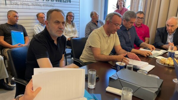 Σύσκεψη στο Δημαρχείο Λαμίας για τη χάραξη των οδικών αξόνων Σταυρός – Ζηλευτό και Κουμαρίτσι – Παύλιανη