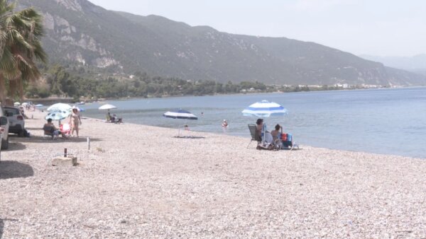 Σήμερα η πιο “καυτή” μέρα του καύσωνα – Ανάσα δροσιάς στις παραλίες της Φθιώτιδας (βίντεο)
