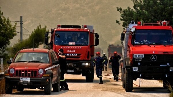 Πυροσβεστική: Συλλήψεις και “τσουχτερά”  πρόστιμα για τις  φωτιές σε Θήβα και Νέα Αρτάκη