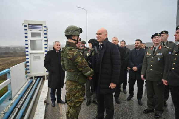 Δένδιας: Επίσκεψη στην Αλεξανδρούπολη, στην οριογραμμή της Ελλάδας στον Έβρο και στο Φυλάκιο της Γέφυρας Κήπων