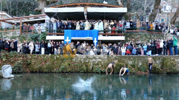 Θεοφάνεια στη Λιβαδειά.(video-photo)