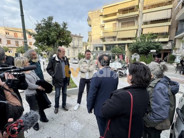 Στη Λαμία ο Στέφανος Κασσελάκης: Άκουσε τους προβληματισμούς των αγροτών της Φθιώτιδας (video)