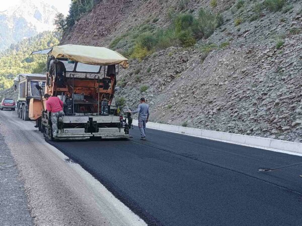 Ξεκινά νέο οδικό έργο στα όρια του Δήμου Καρπενησίου