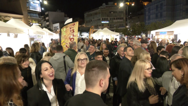 “Πάρε μια γεύση”: Γαστρονομικό Φεστιβάλ με τοπικά προϊόντα στη Λαμία (video)