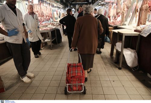 Την επόμενη εβδομάδα το Καλάθι του Πάσχα – Έλεγχοι και σχέδιο δράσης για τη συγκράτηση των τιμών των αμνοεριφίων