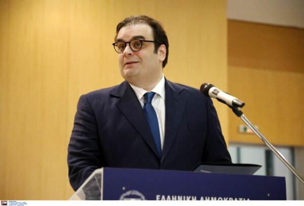 Πιερρακάκης: Κλείνει σενάρια κατάργησης του ΕΝΦΙΑ, ανοιχτό το ενδεχόμενο ελαφρύνσεων για τα ενοίκια