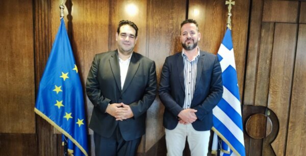 Συνάντηση του Δημάρχου Καρπενησίου με τον Υπουργό Εσωτερικών