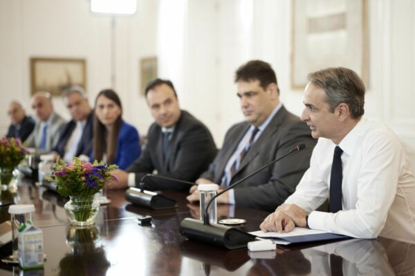 Μητσοτάκης για αξιολόγηση στο Δημόσιο: Ερωτηματολόγιο στους πολίτες κάθε άνοιξη και φθινόπωρο