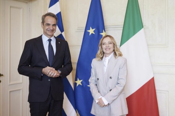 Κυριάκος Μητσοτάκης: Συμφωνία με την Ιταλία για επενδύσεις 360 εκατ. ευρώ σε νέα τρένα και αμαξοστάσια