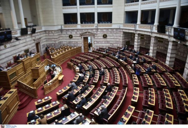Δίκη για «Σπαρτιάτες»: Αθώοι όλοι οι βουλευτές και ο Κασιδιάρης για εξαπάτηση εκλογέων