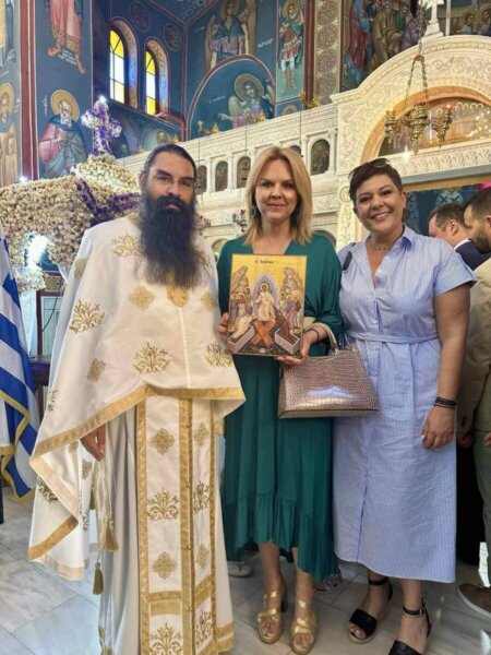 Στους Πανηγυρίζοντες Ιερούς Ναούς Αγίων Κωνσταντίνου και Ελένης η Δήμαρχος Χαλκιδέων (ΦΩΤΟ)