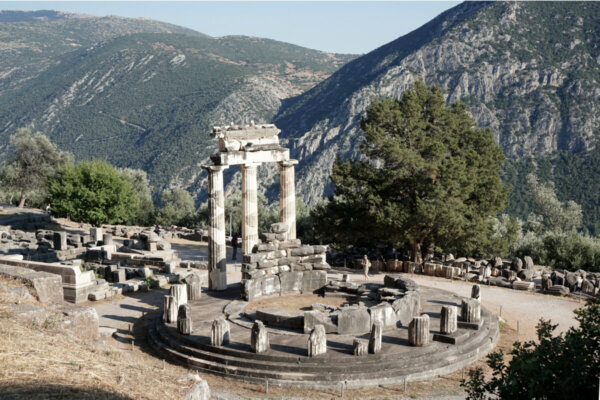 7 χρόνια Φεστιβάλ Δελφών «Το Λάλον Ύδωρ»: «Ένα Τραγούδι για την Ειρήνη»
