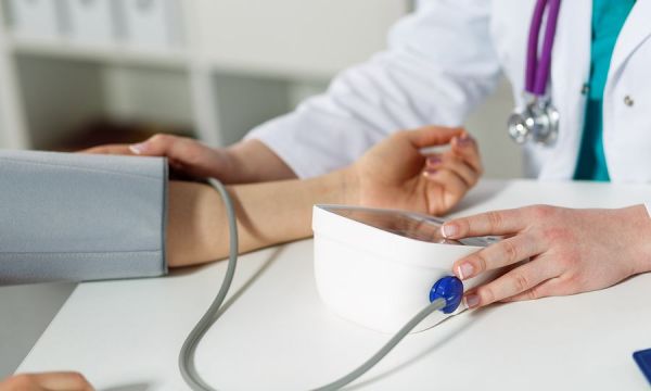 Εθελοντική δράση προληπτικού ελέγχου και ενημέρωσης από τον Ερυθρό Σταυρό και τον Ιατρικό Σύλλογο Φθιώτιδας