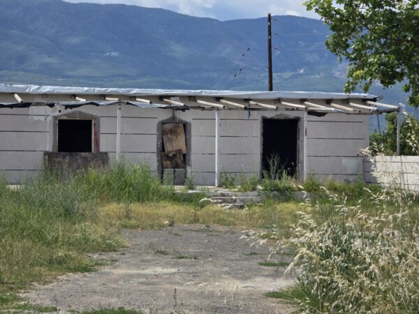 Αποχωρούν από τον καταυλισμό της Ανθήλης οι παράνομοι Ρομά. (video)