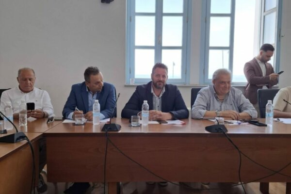 Ο Δήμαρχος Καρπενησίου στη συνεδρίαση της Π.Ε.Δ. Στερεάς Ελλάδας