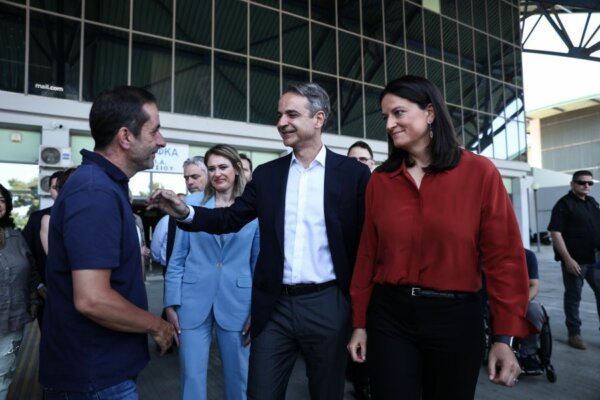 Διεύρυνση της λίστας των αναπηριών που δεν είναι αναστρέψιμες, προανήγγειλε ο Μητσοτάκης από το ΚΕΠΑ Γαλατσίου