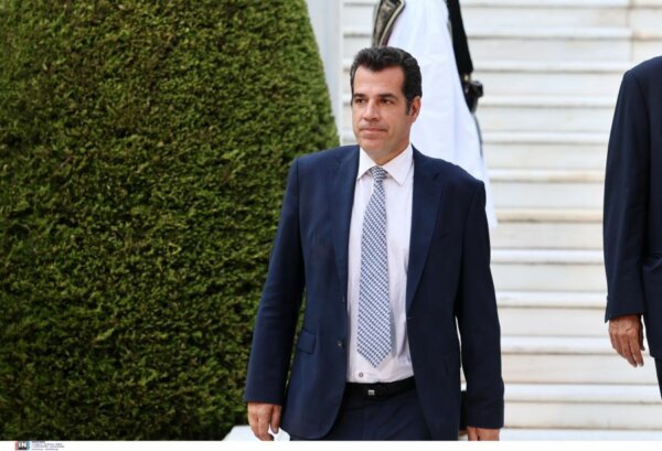 Θερμοπύλες: Έκλεισε η δομή φιλοξενίας – Πλεύρης: «Παραδίδουμε τον χώρο στους κατοίκους»
