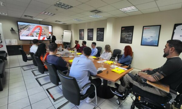 Επίσκεψη του Συμβουλίου Νέων του Δήμου Λαμιέων στο Εργοστάσιο της Nexans Ελλάς (φωτο)