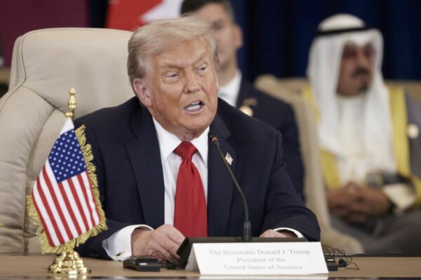 «Ένας ολόκληρος πολιτισμός θα πεθάνει απόψε», απειλεί εκ νέου το Ιράν ο Ντόναλντ Τραμπ