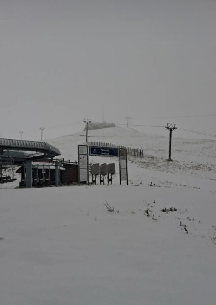 “Άσπρισε” η κορυφή του Παρνασσού (φωτογραφίες)
