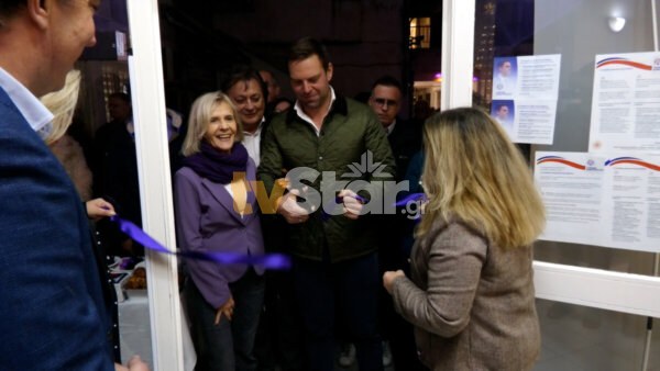 Ο Στέφανος Κασσελάκης στα εγκαίνια κομματικών γραφείων στη Λιβαδειά.(video)