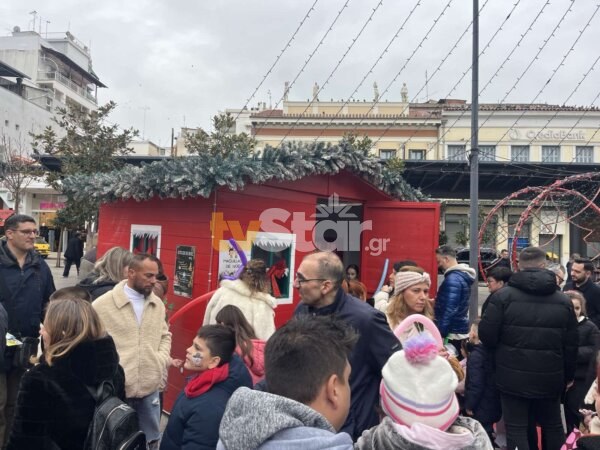 Γιορτινή ανάσα στην καρδιά της Λαμίας με γαλλικές μελωδίες (video)