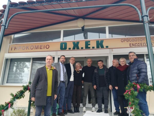 Ο Δήμαρχος Θηβαίων στα Γηροκομεία της Θήβας