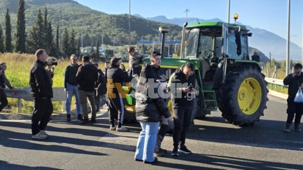 Έκλεισαν τους παράδρομους στο μπλόκο του Μπράλου. Κλιμακώνουν ξανά τη στάση τους. (φωτο video)