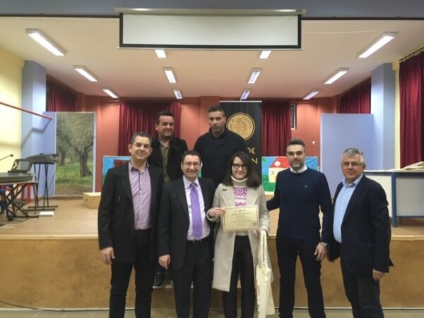 Βράβευση των επιτυχόντων στην τριτοβάθμια εκπαίδευση από τη Μαλεσίνα και συναυλία της Μουσικής Σχολής και της Δημοτικής Χορωδίας Γυναικών (φωτο)