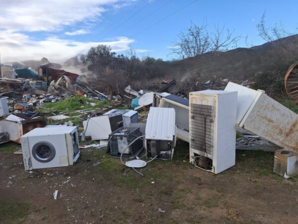 Θεσσαλονίκη: Καταδικάστηκε 57χρονος που πετούσε ψυγεία, κλιματιστικά και πλυντήρια σε περιοχή της Ασπροβάλτας