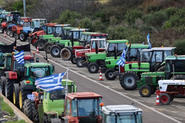 «Μπλόκο» από Λάρισα, Καρδίτσα και Κρήτη στη συνάντηση των αγροτών με τον Πρωθυπουργό