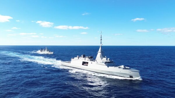 Ο Κίμων στην Ελλάδα, εντυπωσιακή η υποδοχή της φρεγάτας FDI (video)