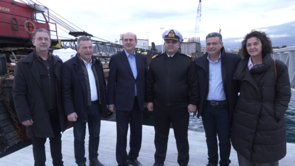 Κωστής Χατζηδάκης: Επίσκεψη στην Ιτέα- Επιθεώρηση στις εργασίες επέκτασης του λιμανιού ( video)