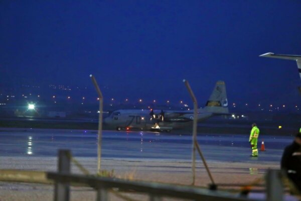 Στη Θεσσαλονίκη το C-130 με τις σορούς των επτά οπαδών του ΠΑΟΚ