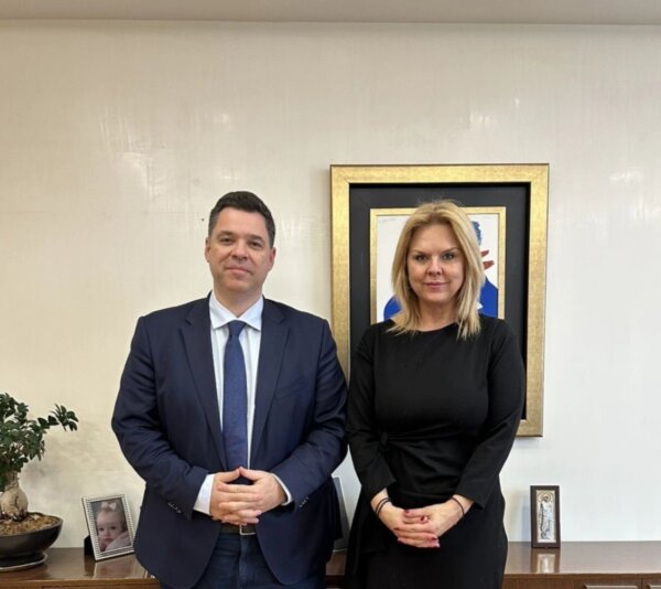 Συνάντηση της Δημάρχου Χαλκιδέων με τον Υφυπουργό παρά τω Πρωθυπουργώ κ. Θανάση Κοντογεώργη