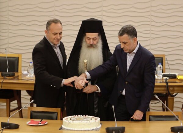 Κοπή πρωτοχρονιάτικης πίτας του Δημοτικού Συμβουλίου Λαμιέων