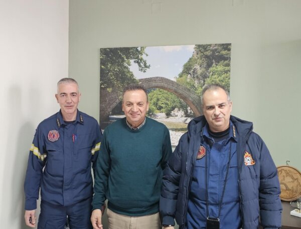 Συνάντηση του Δημάρχου Αγράφων, Αλέξη Καρδαμπίκη, με τον νέο Διοικητή της ΔΙ.Π.Υ.Ν. Ευρυτανίας